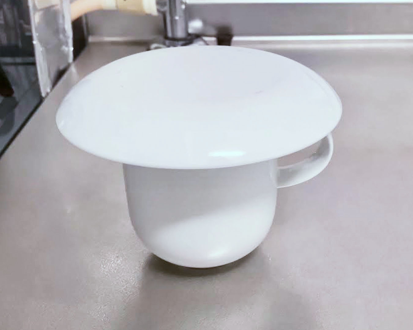 小皿で蓋をする